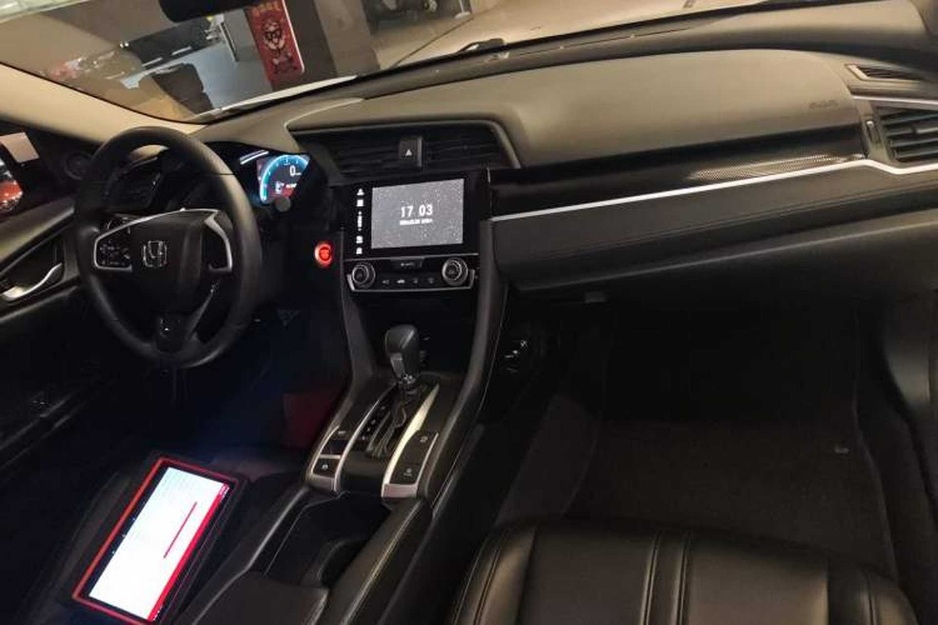 Used Honda Civic 2019 180TURBO CVT Shangdong Edition China V Center Console