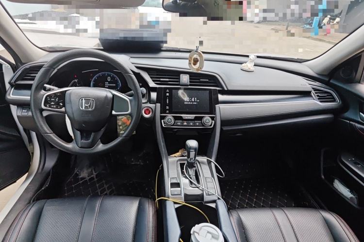 Used Honda Civic 2019 180TURBO CVT Shangdong Edition China V Center Console