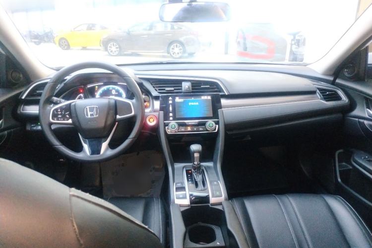 Used Honda Civic 2019 220TURBO CVT Dynamic Edition China V Center Console