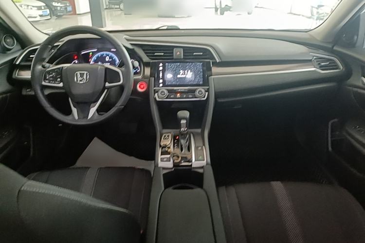 Used Honda Civic 2019 220TURBO CVT Dynamic Edition China VI Center Console