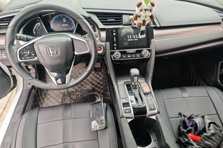 Used Honda Civic 2019 220TURBO CVT Dynamic Edition China V Center Console
