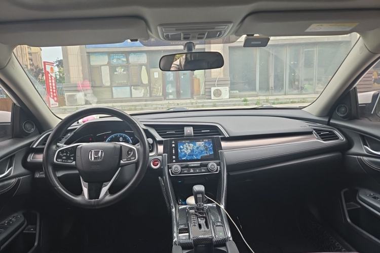 Used Honda Civic 2019 220TURBO CVT Dynamic Edition China V Center Console