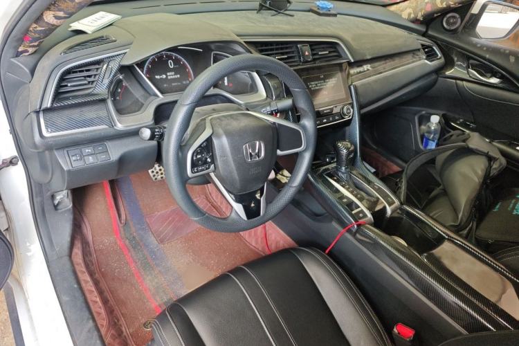 Used Honda Civic 2019 220TURBO CVT Dynamic Edition China VI Emission Standard Center Console