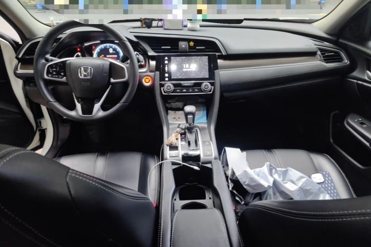 Used Honda Civic 2019 220TURBO CVT Dynamic Edition China V Center Console