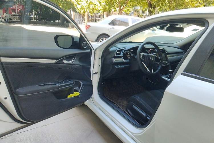 Used Honda Civic 2019 220TURBO Manual Jinkong Edition China VI Driver Seat