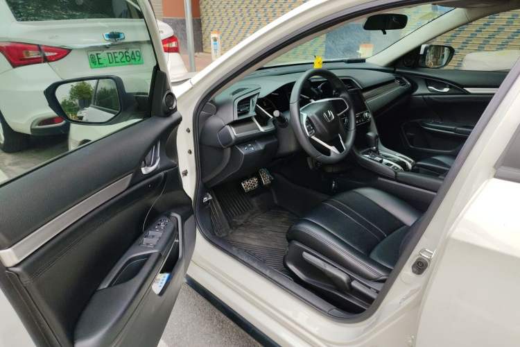 Used Honda Civic 2019 220TURBO CVT Dynamic Edition China V Emission Standard Driver Seat