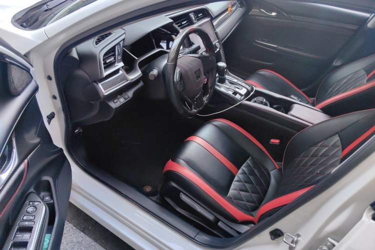 Used Honda Civic 2019 220TURBO CVT Dynamic Edition China VI Driver Seat