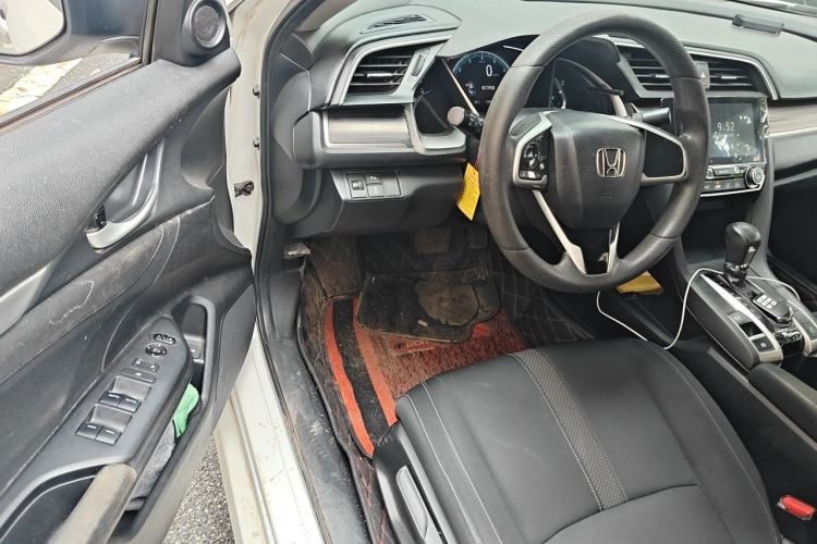 Used Honda Civic 2019 220TURBO CVT Dynamic Edition China V Driver Seat