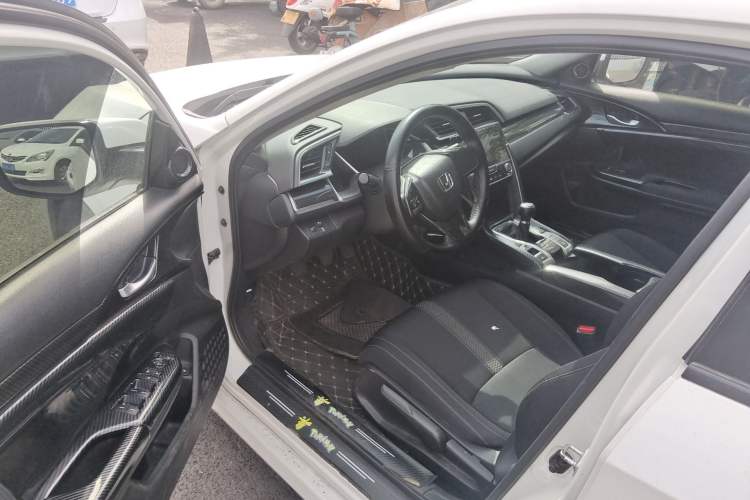 Used Honda Civic 2019 220TURBO Manual Jinkong Edition China VI Driver Seat