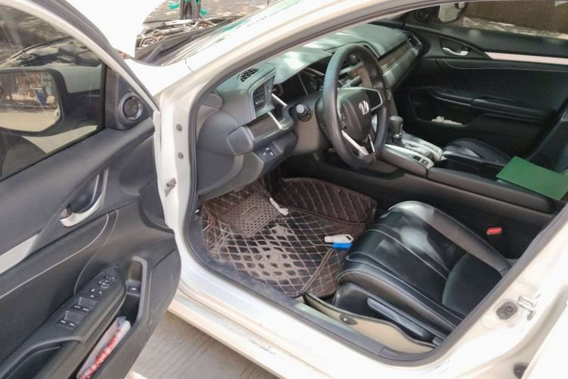 Used Honda Civic 2019 220TURBO CVT Dynamic Edition China VI Driver Seat