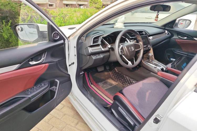 Used Honda Civic 2019 220TURBO CVT Dynamic Edition China VI Driver Seat