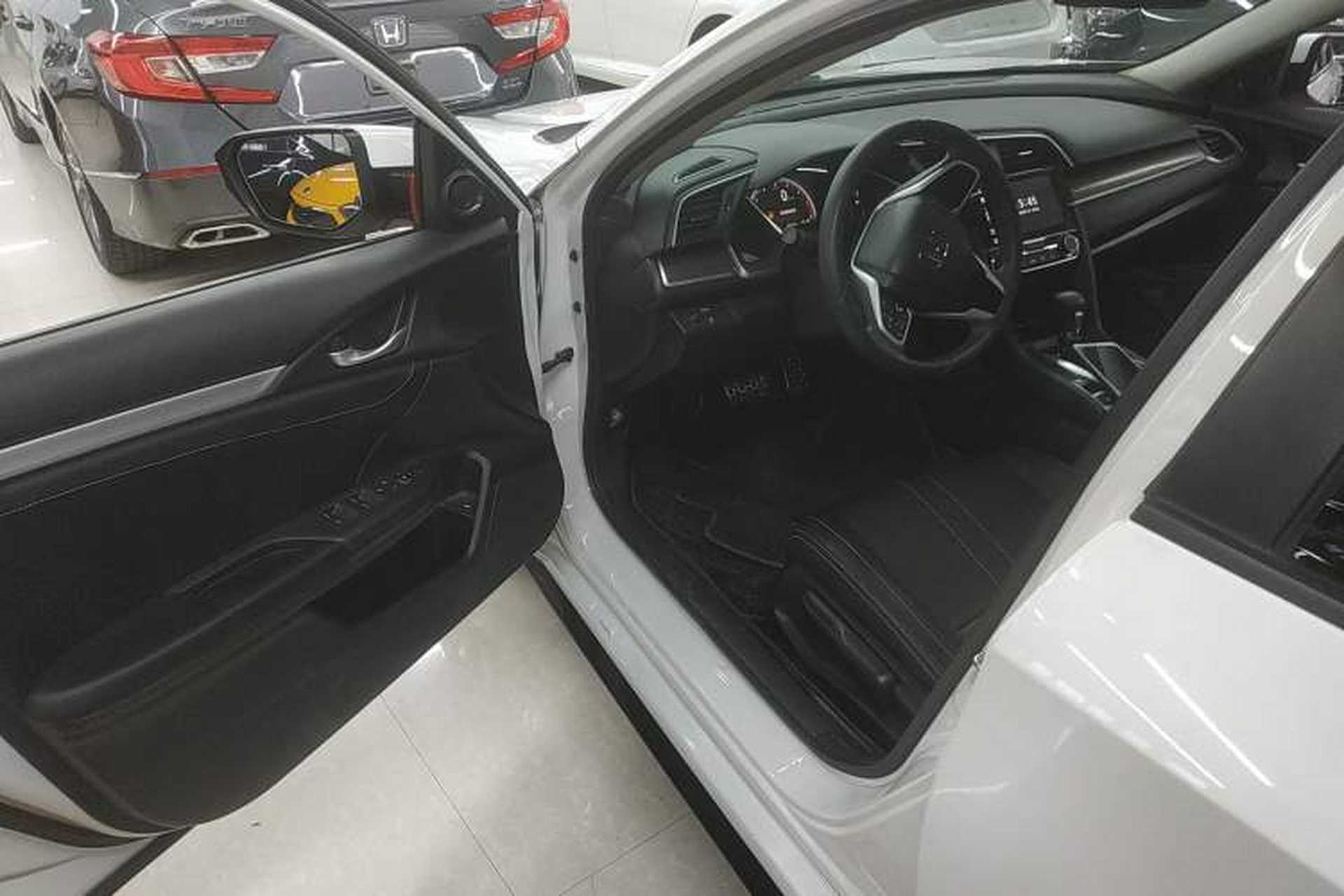 Used Honda Civic 2019 220TURBO CVT Dynamic Edition China VI Emission Standard Driver Seat