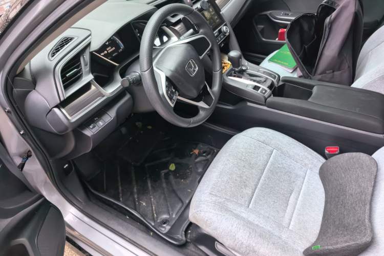 Used Honda Civic 2019 220TURBO CVT Dynamic Edition China VI Driver Seat
