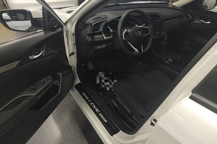 Used Honda Civic 2019 220TURBO CVT Dynamic Edition China VI Driver Seat