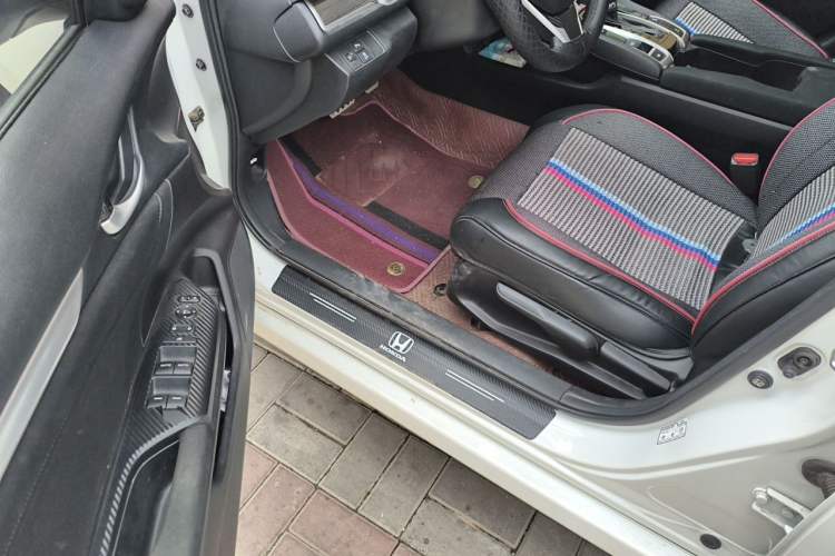 Used Honda Civic 2019 220TURBO CVT Dynamic Edition China VI Driver Seat
