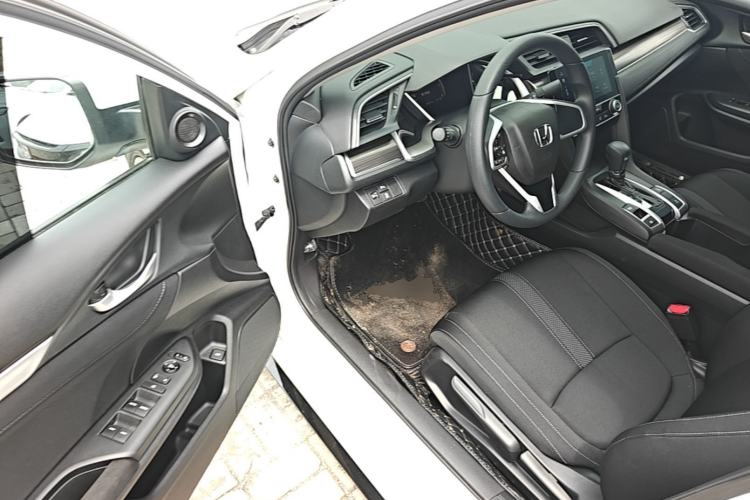 Used Honda Civic 2019 220TURBO CVT Dynamic Edition China VI Emission Standard Driver Seat