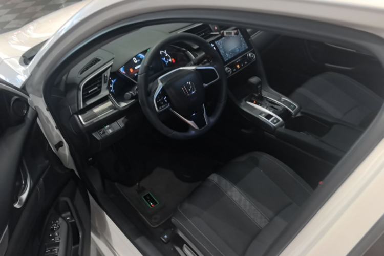 Used Honda Civic 2019 220TURBO CVT Dynamic Edition China VI Driver Seat