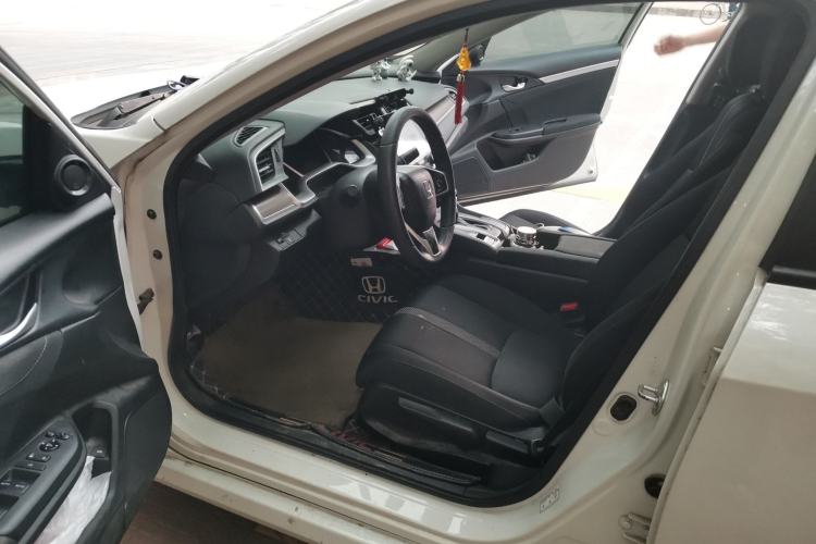 Used Honda Civic 2019 220TURBO CVT Dynamic Edition China VI Driver Seat
