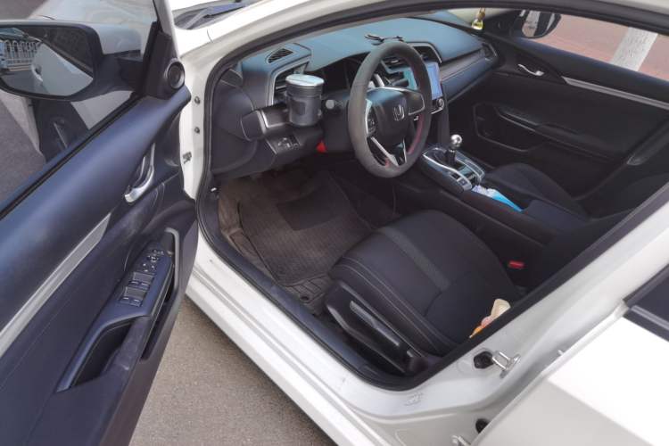 Used Honda Civic 2019 220TURBO Manual Jinkong Edition China VI Driver Seat