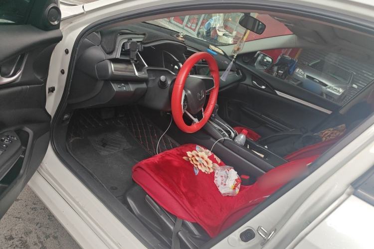 Used Honda Civic 2019 220TURBO CVT Dynamic Edition China VI Driver Seat