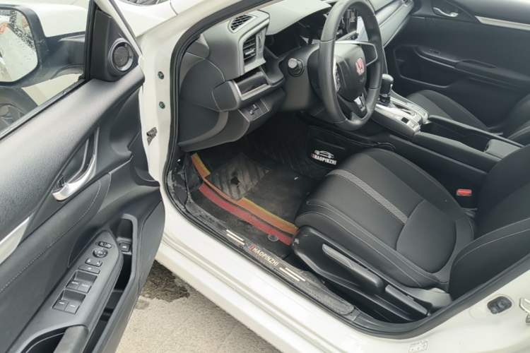 Used Honda Civic 2019 180TURBO CVT Shangdong Edition China VI Driver Seat