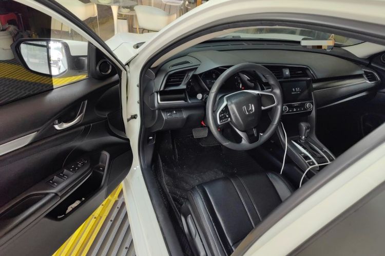Used Honda Civic 2019 180TURBO CVT Shangdong Edition China V Driver Seat