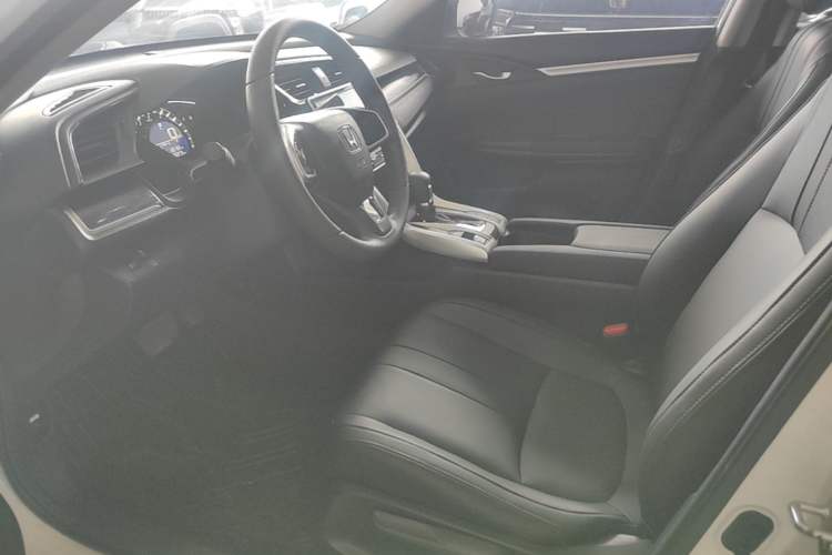 Used Honda Civic 2019 180TURBO CVT Shangyue Edition China V Emission Standard Driver Seat