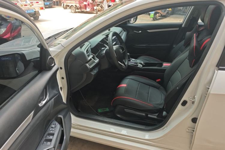 Used Honda Civic 2019 220TURBO CVT Dynamic Edition China VI Driver Seat
