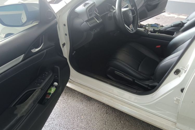 Used Honda Civic 2019 220TURBO CVT Dynamic Edition China V Driver Seat