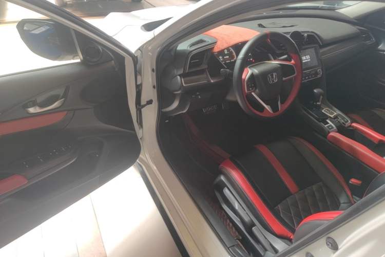 Used Honda Civic 2019 220TURBO CVT Dynamic Edition China VI Emission Standard Driver Seat