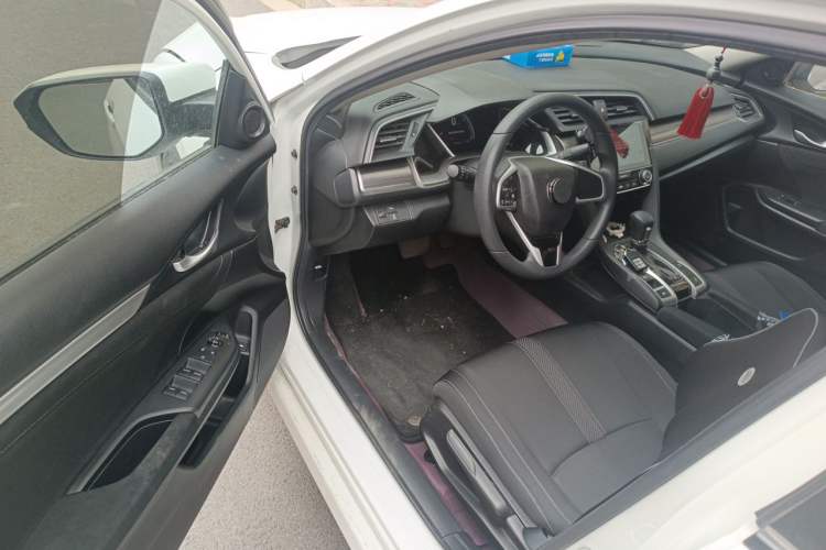 Used Honda Civic 2019 220TURBO CVT Dynamic Edition China VI Driver Seat