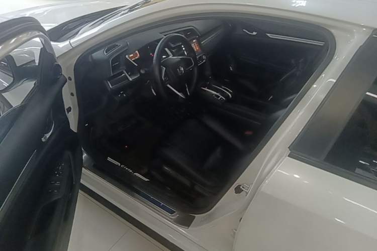Used Honda Civic 2019 220TURBO CVT Dynamic Edition China VI Emission Standard Driver Seat
