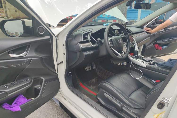 Used Honda Civic 2019 220TURBO CVT Dynamic Edition China VI Emission Standard Driver Seat