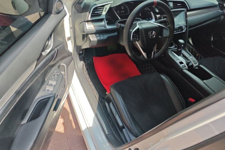 Used Honda Civic 2019 220TURBO CVT Dynamic Edition China VI Driver Seat