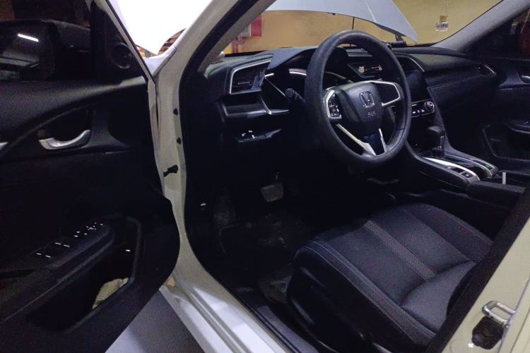 Used Honda Civic 2019 220TURBO CVT Dynamic Edition China VI Driver Seat
