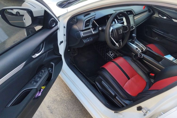 Used Honda Civic 2019 220TURBO CVT Dynamic Edition China VI Driver Seat