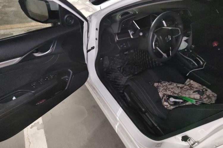 Used Honda Civic 2019 220TURBO Manual Jinkong Edition China VI Driver Seat