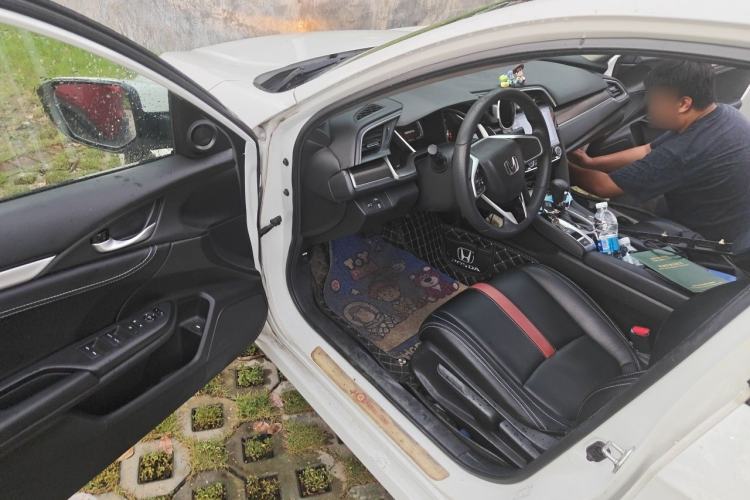 Used Honda Civic 2019 220TURBO CVT Dynamic Edition China VI Driver Seat