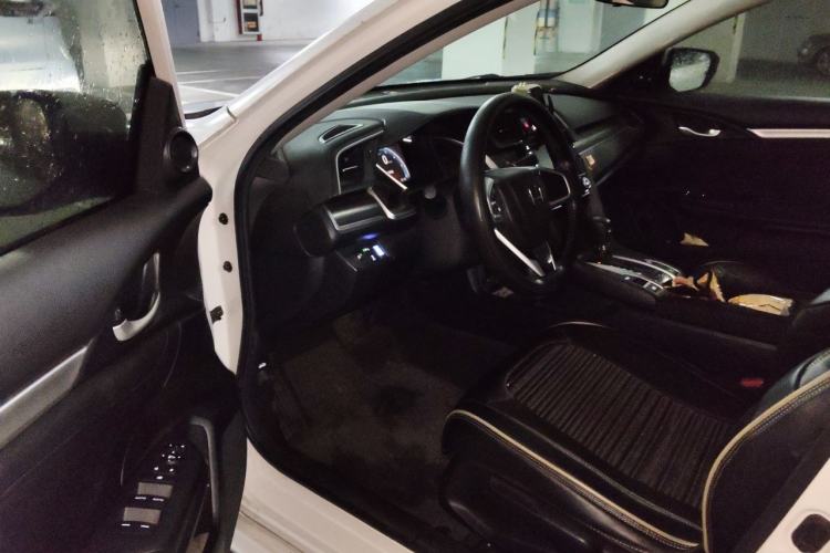 Used Honda Civic 2019 220TURBO CVT Dynamic Edition China VI Driver Seat