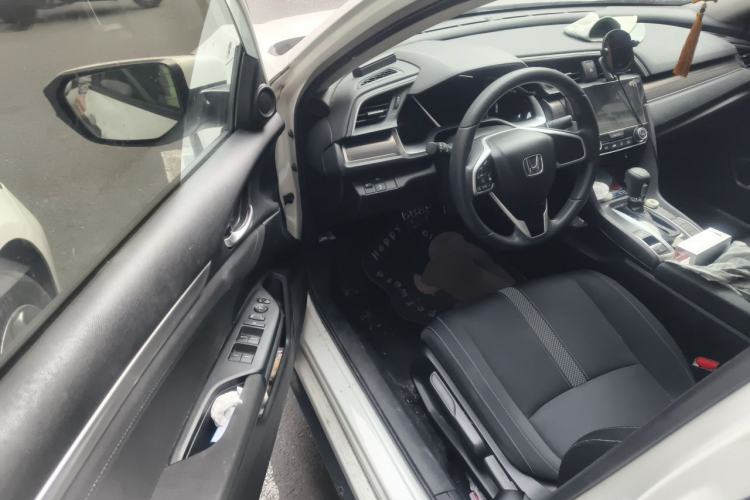 Used Honda Civic 2019 220TURBO CVT Dynamic Edition China VI Emission Standard Driver Seat