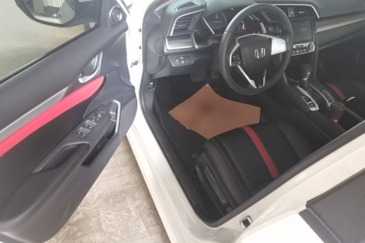 Used Honda Civic 2019 220TURBO CVT Dynamic Edition China VI Driver Seat