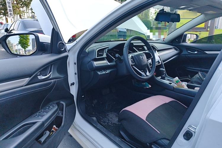 Used Honda Civic 2019 220TURBO CVT Dynamic Edition China VI Driver Seat