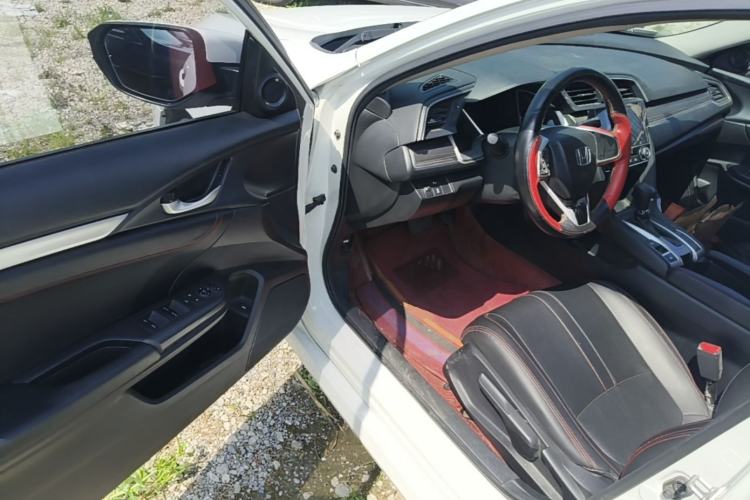 Used Honda Civic 2019 220TURBO CVT Dynamic Edition China VI Driver Seat