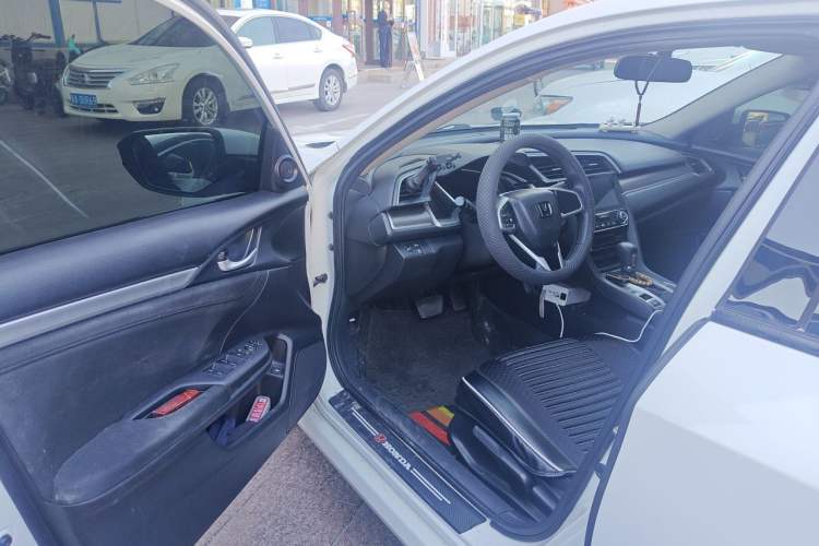 Used Honda Civic 2019 220TURBO CVT Dynamic Edition China V Emission Standard Driver Seat