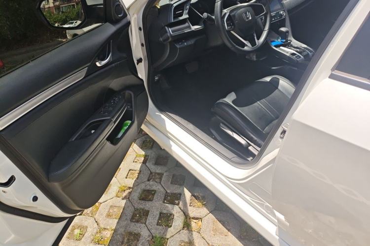Used Honda Civic 2019 220TURBO CVT Dynamic Edition China VI Driver Seat