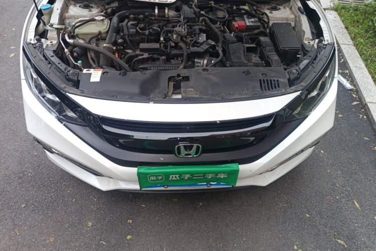 Used Honda Civic 2019 180TURBO CVT Shangyue Edition China V Emission Standard Engine Bay