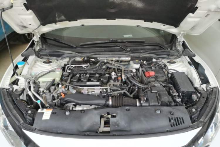 Used Honda Civic 2019 220TURBO CVT Dynamic Edition China VI Engine Bay