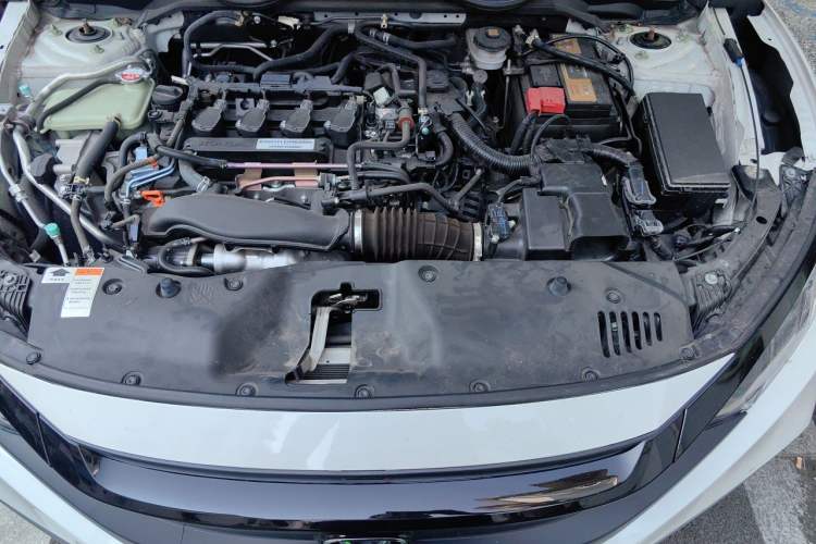 Used Honda Civic 2019 220TURBO CVT Dynamic Edition China VI Engine Bay
