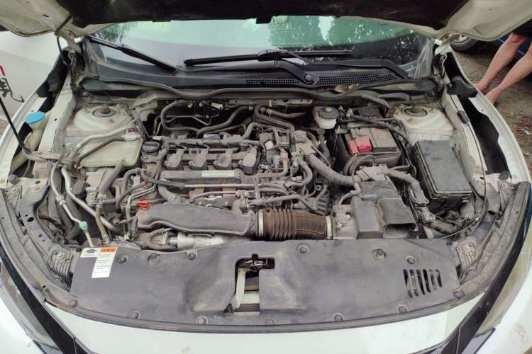 Used Honda Civic 2019 220TURBO CVT Dynamic Edition China VI Engine Bay