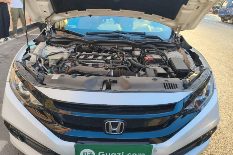 Used Honda Civic 2019 220TURBO CVT Dynamic Edition China VI Emission Standard Engine Bay